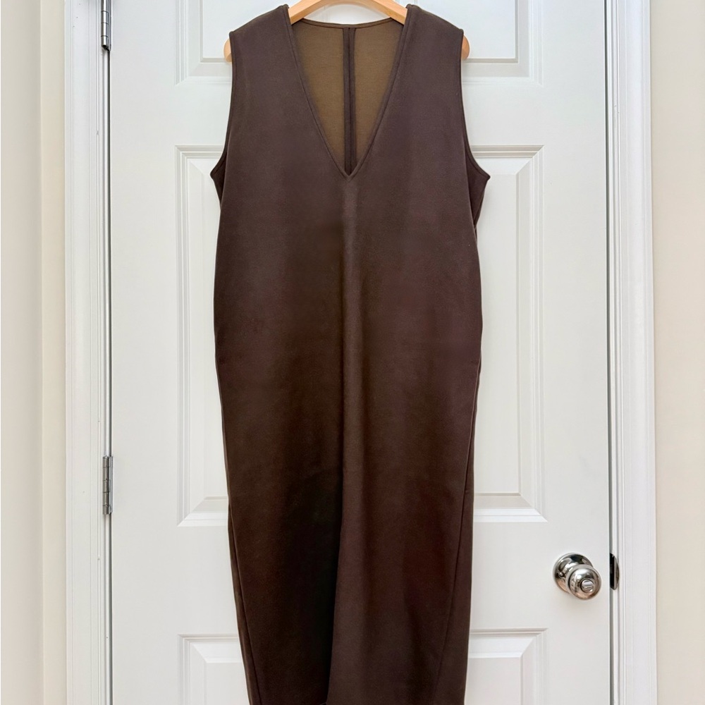 Dark Brown Sleeveless Dress